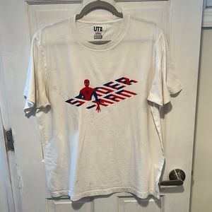 UNIQLO Marvel Spider-Man T-shirt, Men’s Size Large